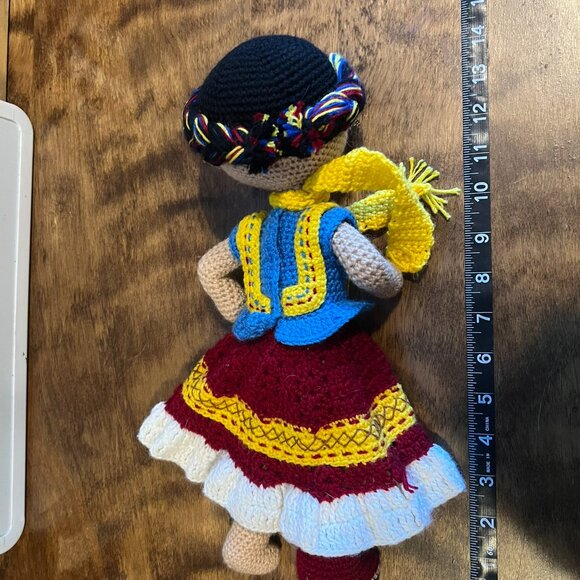 Frida Kahlo doll handmade crocheted. - Picture 4 of 4